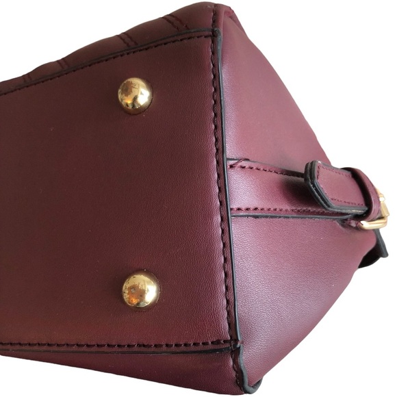 MARC NEW YORK Andrew Marc Bag - Picture 6 of 14